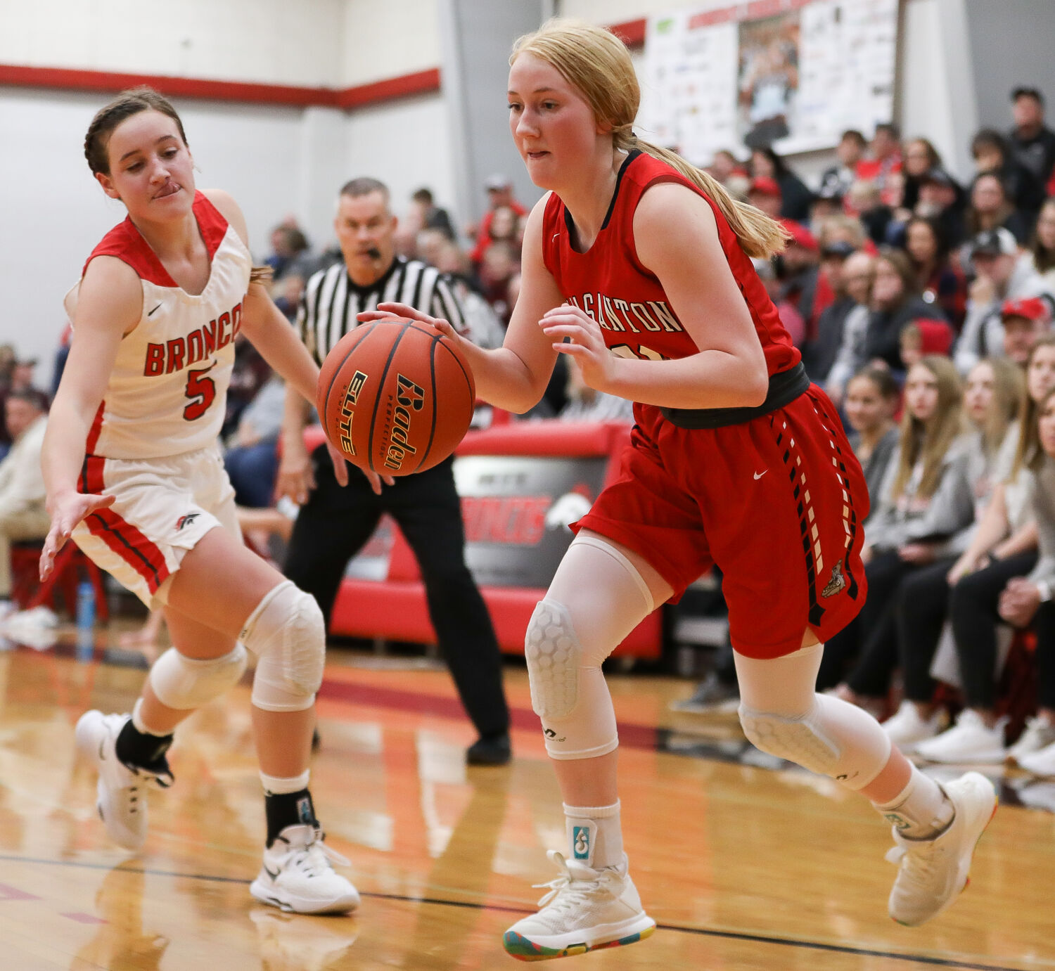1-14-22 Pleasanton at Amherst girls basketball (18 of 21).jpg